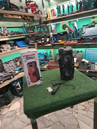 Cassa Bluetooth con telecomando e microfono