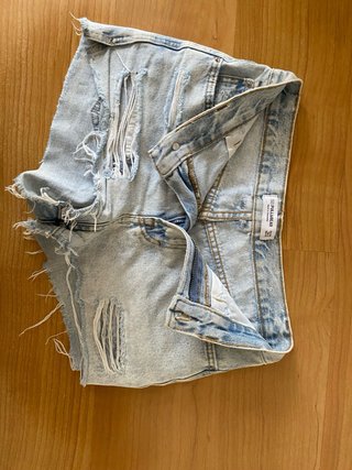 Tejanos cortos Pull and bear talla 34