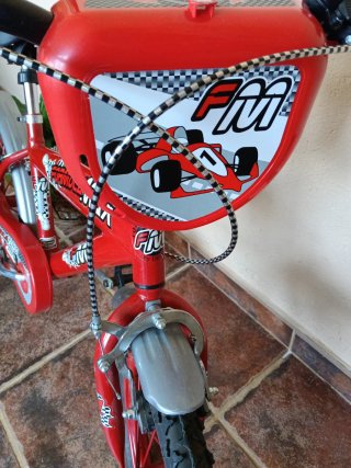Bicicleta roja Formula MAX