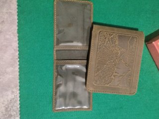 Cartera Cuero Relieve Machu Picchu Thony Wilm