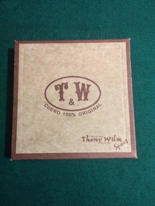 Cartera Cuero Relieve Machu Picchu Thony Wilm