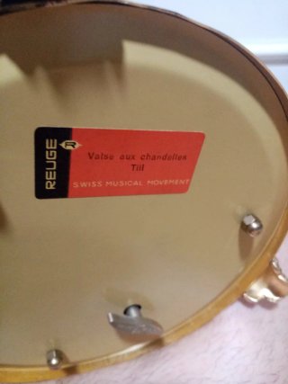 Caja de música carrusel Reuge