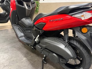 Yamaha NMAX 125 2021 Roja y Negra