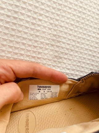 Alpargatas Havaianas Negras con Estampado Blanco