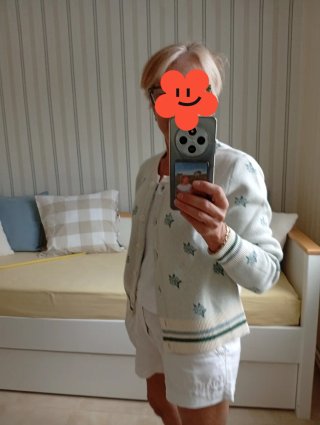 Chaqueta de lana beige y verde