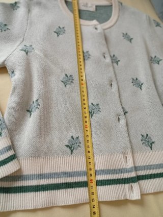 Chaqueta de lana beige y verde