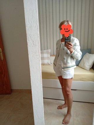 Chaqueta de lana beige y verde