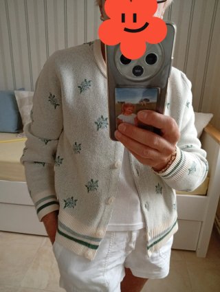 Chaqueta de lana beige y verde
