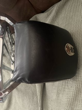 Respaldo Harley Davidson con parrilla