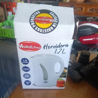 Hervidor de agua eléctrico 1.7L