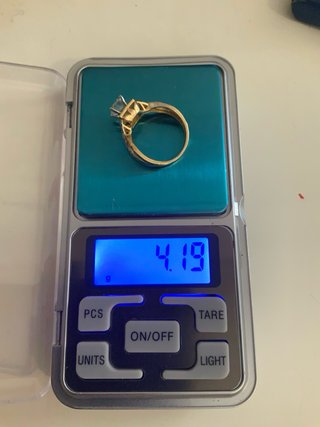 Anillo Oro 18K con Circonita