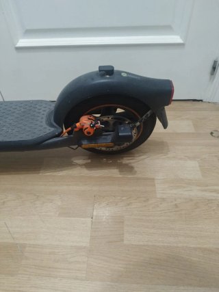 Patinete Ninebot F40I con intermitentes