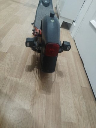 Patinete Ninebot F40I con intermitentes