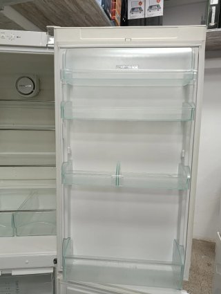 Nevera Liebherr 1.80x55cm No Frost