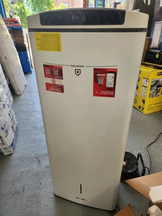 Termo Eléctrico 100L Ariston Velis Pro