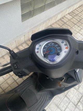 Symphony 50 4t Scooter Gris motor averiado