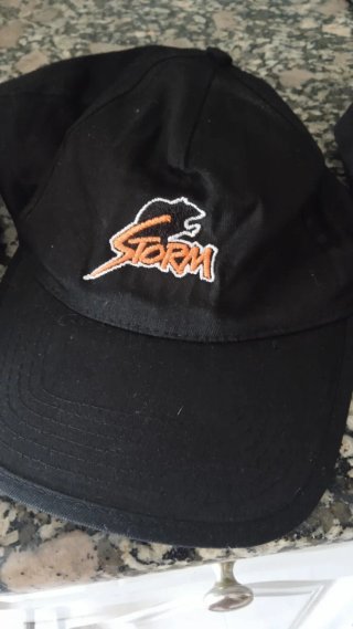 Visera, Gorra varias,
