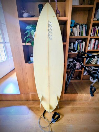 Tabla surf MGD Pro Shapes 6'11 custom