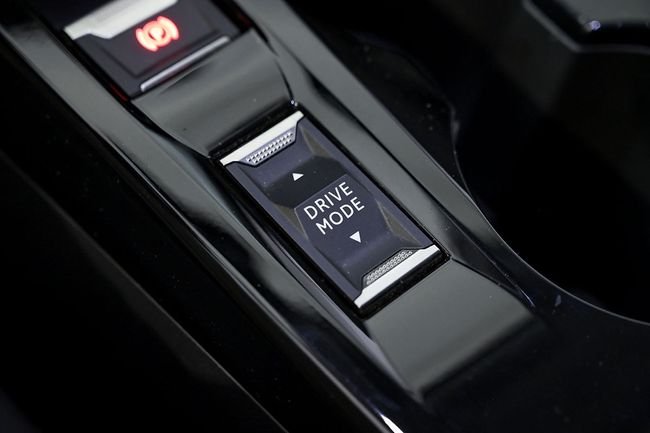 Peugeot 2008 2022, foto 29