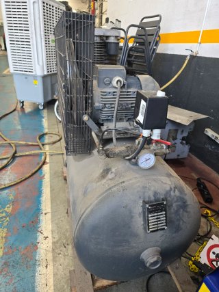 Compresor PUSKA AL 55/300 Aire Comprimido