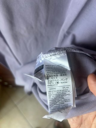 T-shirt Levi's viola Taglia S