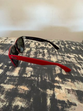 Gafas de Sol Ray-Ban Rojas y Negras