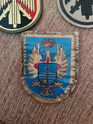 Lote insignias y hebillas militares