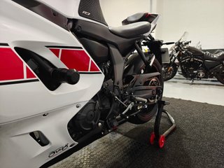 YAMAHA R7 2024  19.210KMS
