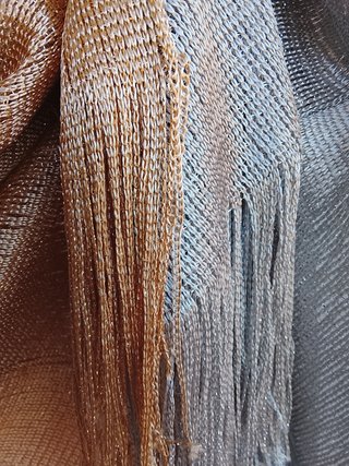 Dos Kimonos metalizados flecos Dorado y Plateado