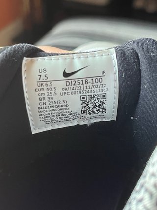 Nike Zapatillas Blancas y Negras