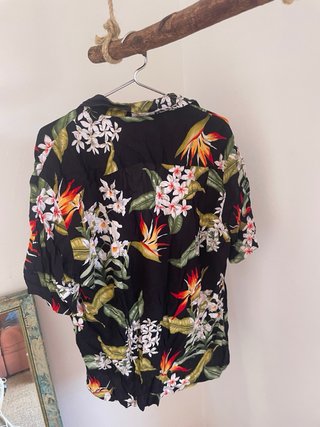 Camisa Aloha Hut Vintage Estampado Floral