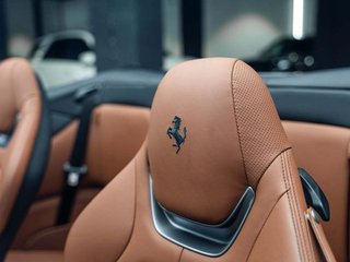 Ferrari Portofino T V8 DCT 22 plazas