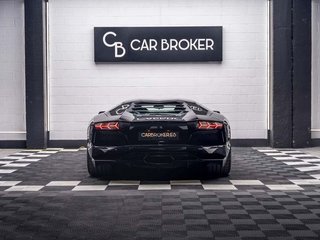 Lamborghini Aventador 6.5 V12 LP 7004