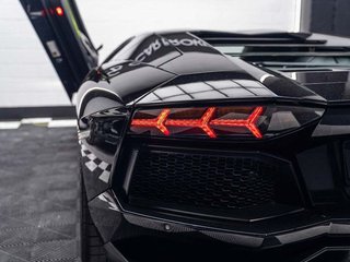 Lamborghini Aventador 6.5 V12 LP 7004