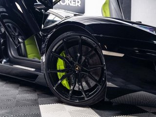 Lamborghini Aventador 6.5 V12 LP 7004