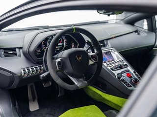 Lamborghini Aventador 6.5 V12 LP 7004