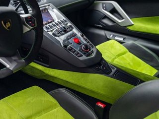 Lamborghini Aventador 6.5 V12 LP 7004