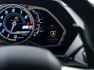 Lamborghini Aventador 6.5 V12 LP 7004