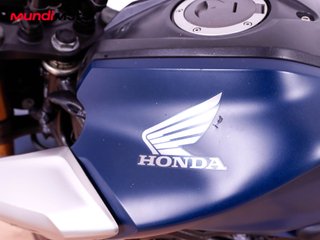HONDA CB 125 R