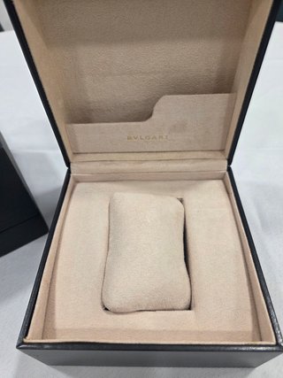 Estuche Reloj Bulgari Negro y Beige