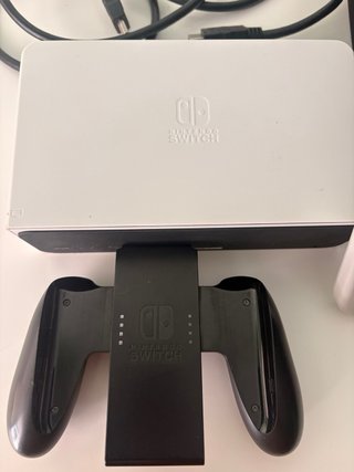 Nintendo Switch OLED + 3 Juegos y accesorios!!!