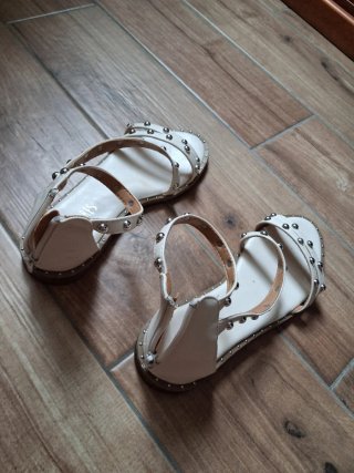 Sandali LORAFERRES donna bianchi con borchie
