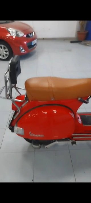 Vespa PX 150 Roja