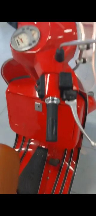 Vespa PX 150 Roja
