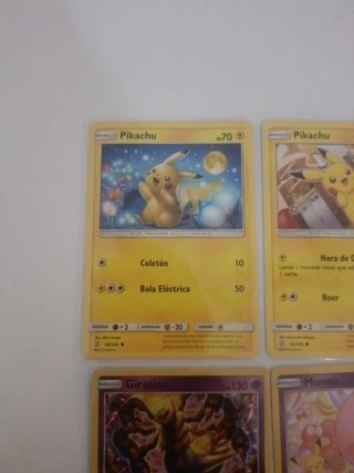 Cartas Pokémon Giratina y Munna Holo Reverse