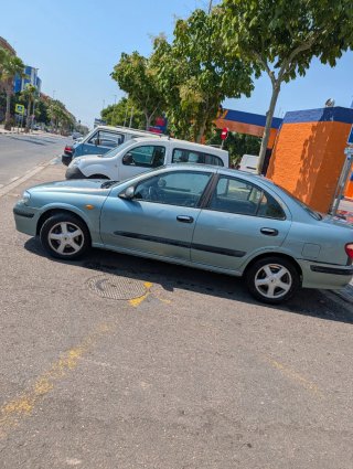 Nissan Almera 2002