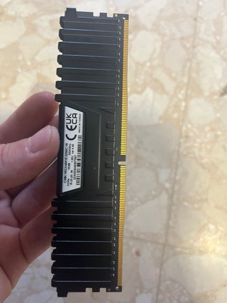 Intel i5 10400F + Corsair 1x16GB DDR4 3200 + B560M