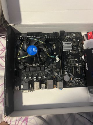 Intel i5 10400F + Corsair 1x16GB DDR4 3200 + B560M