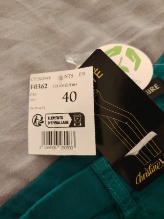 Pantalón verde talla 40