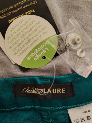 Pantalón verde talla 40